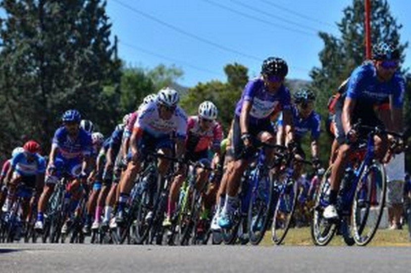 You are currently viewing Hoy se disputa la primera etapa de la II Vuelta Del Porvenir