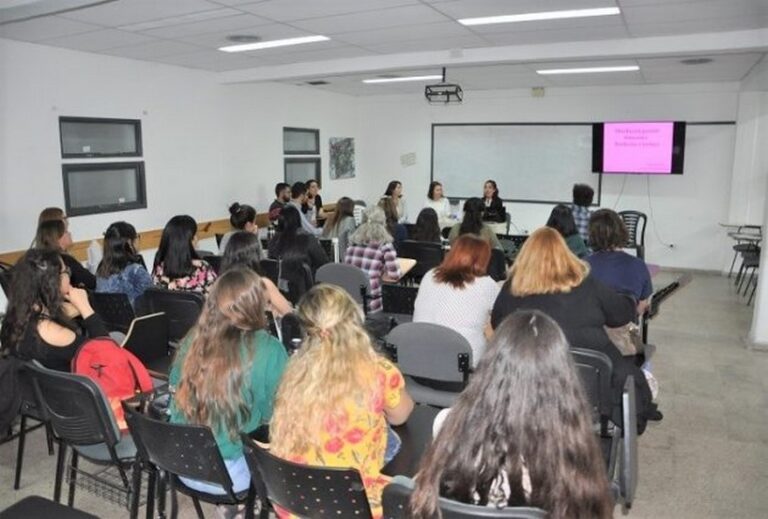 Lee más sobre el artículo Continúan abiertas las inscripciones en los IFDC de San Luis y Villa Mercedes