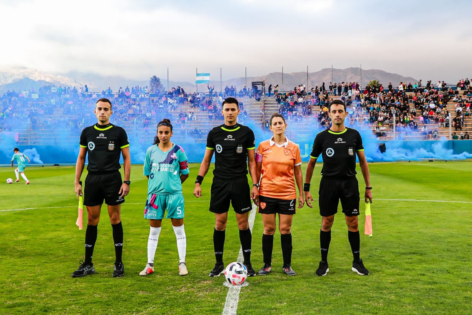 Read more about the article El “Juan Gilberto Funes” vibrará con un sábado a puro fútbol femenino