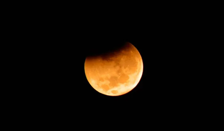 Read more about the article Habrá dos eclipses en dos semanas, uno lunar y otro solar