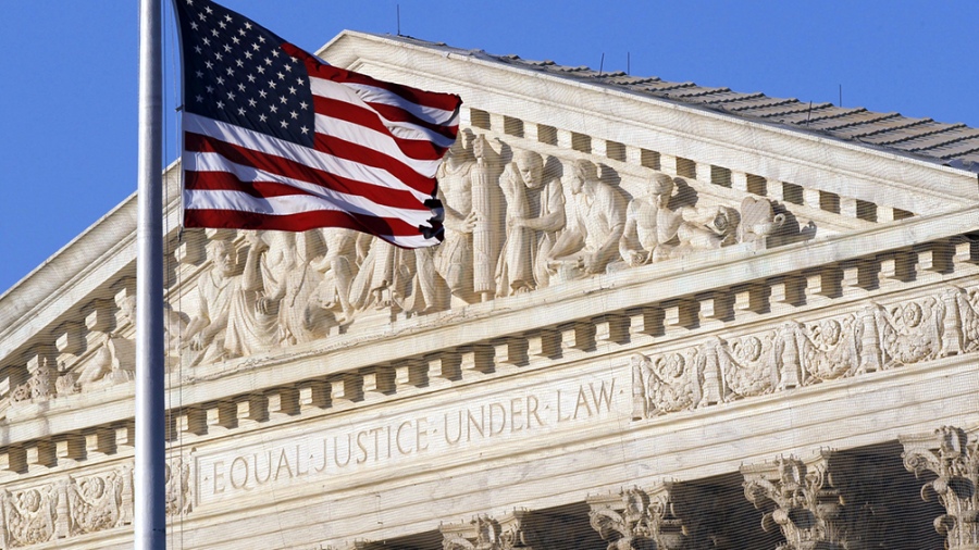 Read more about the article La Corte Suprema de Estados Unidos podría anular el derecho al aborto