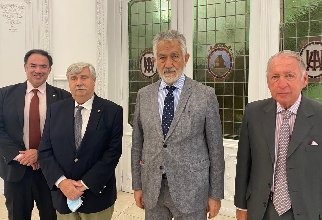 Read more about the article Alberto Rodríguez Saá se reunió con autoridades de la Unión Industrial Argentina