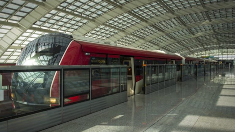 Lee más sobre el artículo Brote de coronavirus en China: Cierran decenas de estaciones de subte en Beijing