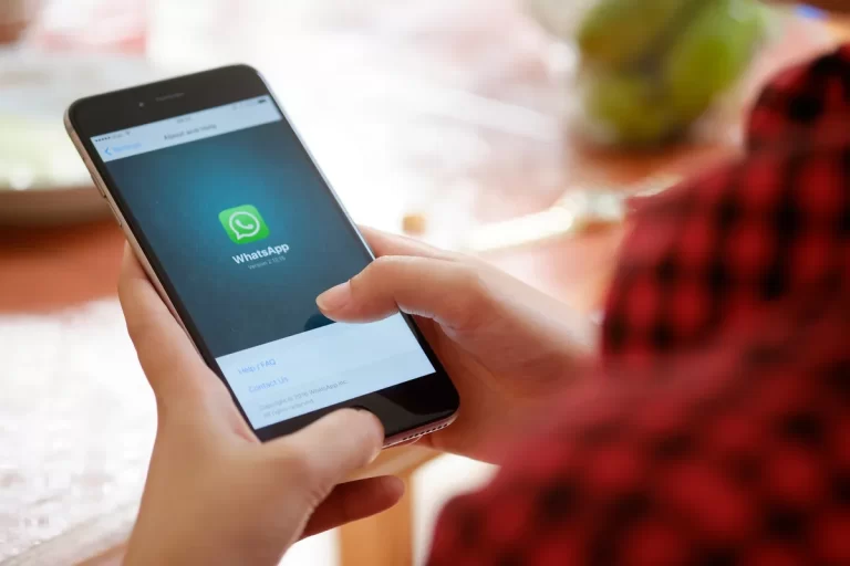 Lee más sobre el artículo WhatsApp: por qué nunca debes eliminar mensajes para todos