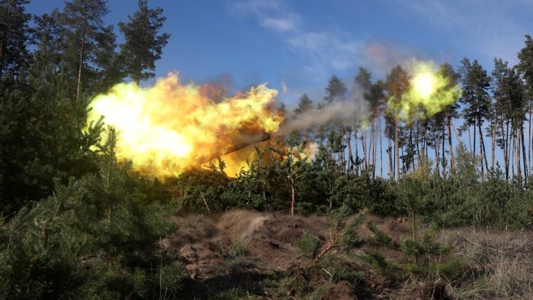 Lee más sobre el artículo Rusia lanzó 33 misiles y dejó a un millón de ucranianos sin luz