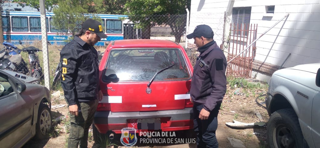 Read more about the article Villa Mercedes: La Policía secuestró un vehículo que habría sido utilizado en un asalto