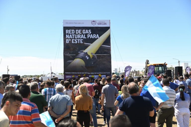 Lee más sobre el artículo Inauguración de pavimento e inicio de extensión de red de gas y otras obras públicas en Villa Mercedes