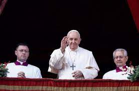 Read more about the article El mundo vive una grave carestía de paz, dice el papa Francisco en su mensaje de Navidad