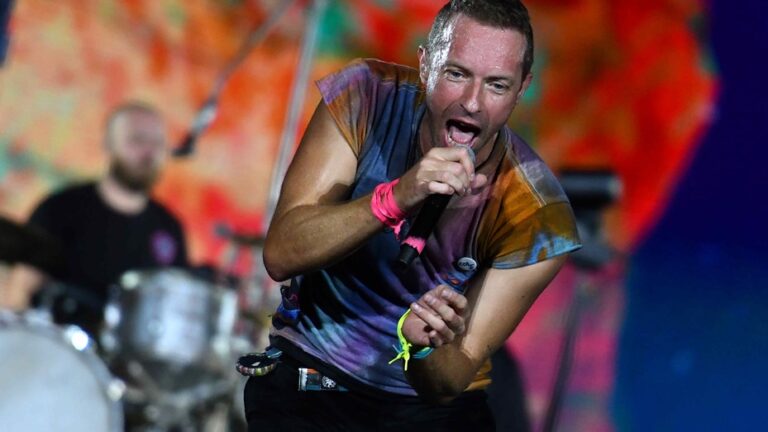 Lee más sobre el artículo Coldplay anuncia la llegada a los cines de la película de sus históricos conciertos en River