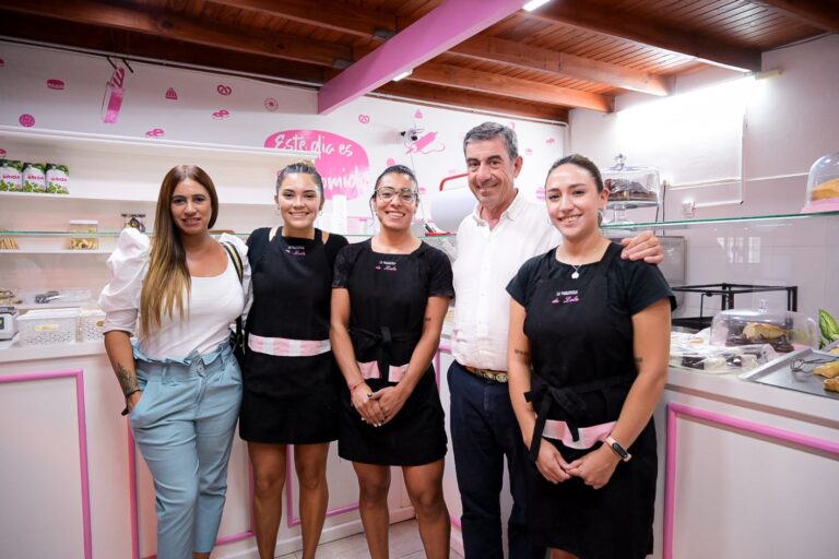 Lee más sobre el artículo Marianella Oviedo es una joven emprendedora de Villa Mercedes que irradia una ganas enormes de superación y tiene un gran espíritu solidario.