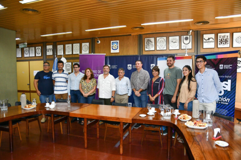 Read more about the article Respaldo del Gobierno provincial a científicos emprendedores de la UNSL