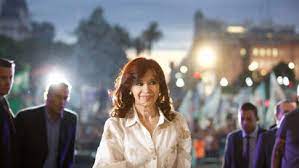 You are currently viewing Cristina Kirchner retoma el centro de la escena con un acto y el Frente de Todos espera alguna señal electoral