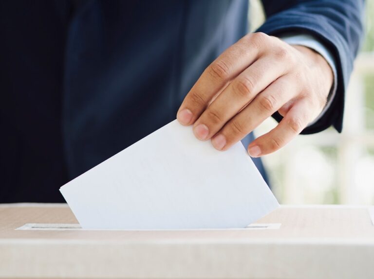 Lee más sobre el artículo ¿Ya sabés donde vas a votar? ¡Consultá en el padrón definitivo!