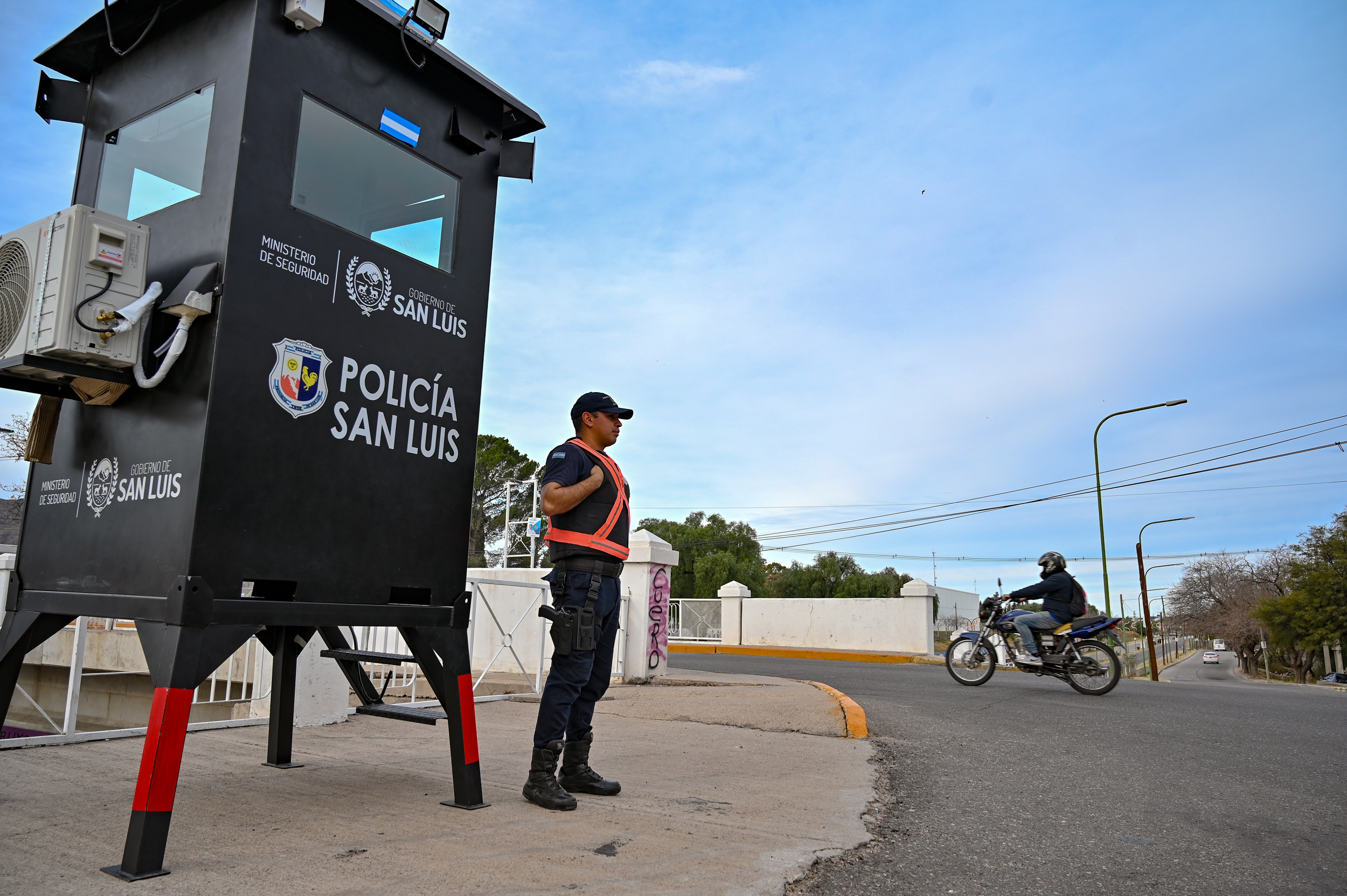Read more about the article Más de 30 Nodos de Articulación Policial se instalaron en San Luis