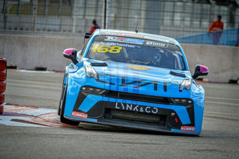 Lee más sobre el artículo Villa Mercedes: Yann Ehrlacher marcó el récord histórico del circuito “Carlos Bassi”