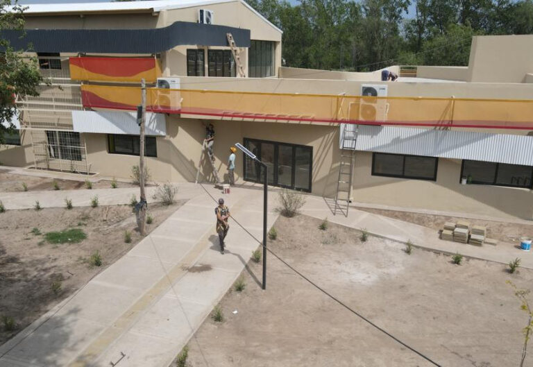 Lee más sobre el artículo La nueva escuela del barrio 365 Viviendas de Villa Mercedes se encuentra en etapa final de obra