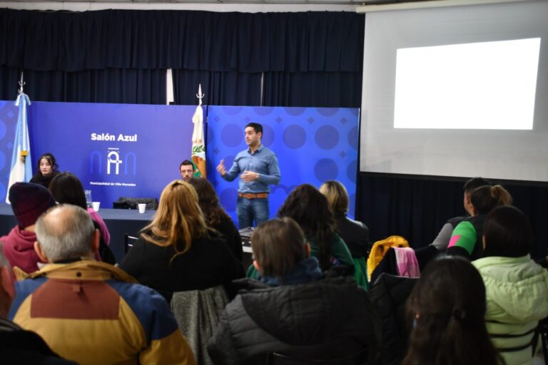 Lee más sobre el artículo Villa Mercedes avanza en eficiencia energética con capacitación municipal