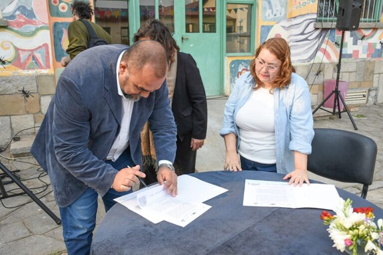 Lee más sobre el artículo Más de cien estudiantes del IFDC se suman al Programa Municipal de Alfabetización