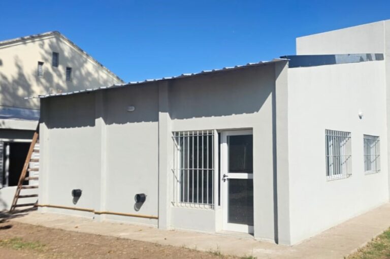 Lee más sobre el artículo La Escuela N°176 de Villa Mercedes culmina las obras de refacción y mejora de sus instalaciones