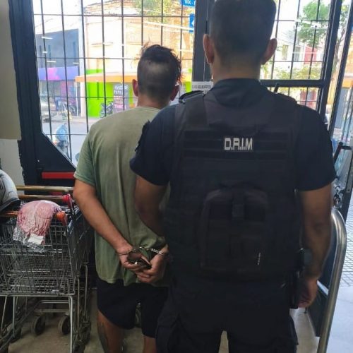 Lee más sobre el artículo Villa Mercedes: demoraron a un sujeto que intentó sustraer productos de un supermercado