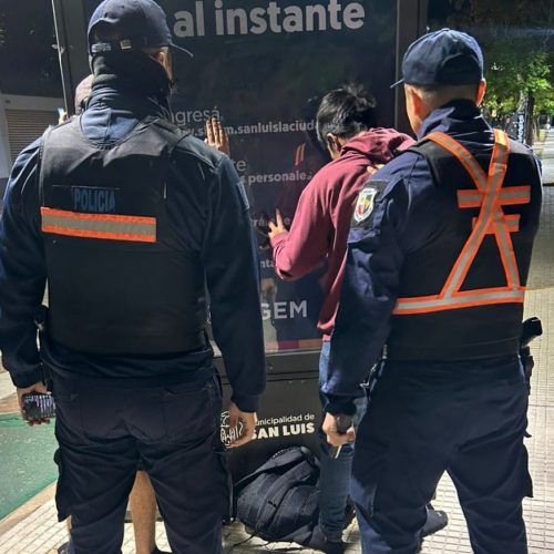 Lee más sobre el artículo San Luis: demoraron a dos hombres por exigir dinero a automovilistas