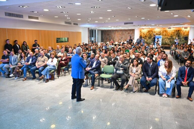 Lee más sobre el artículo El Gobierno alcanzó los 1.500 proyectos sociales financiados a ONG