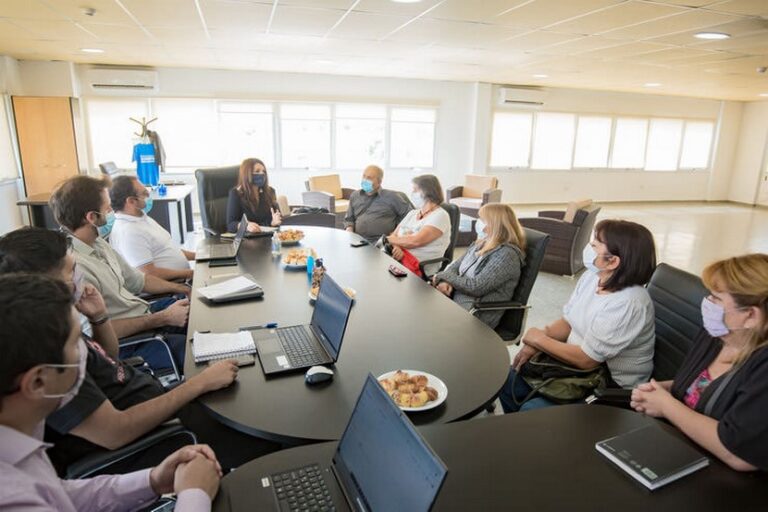 Lee más sobre el artículo La Secretaría de Extensión se reunió con centros de jubilados