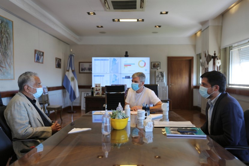 Read more about the article El gobernador se reunió con el Ministro de Desarrollo Social de la Nación