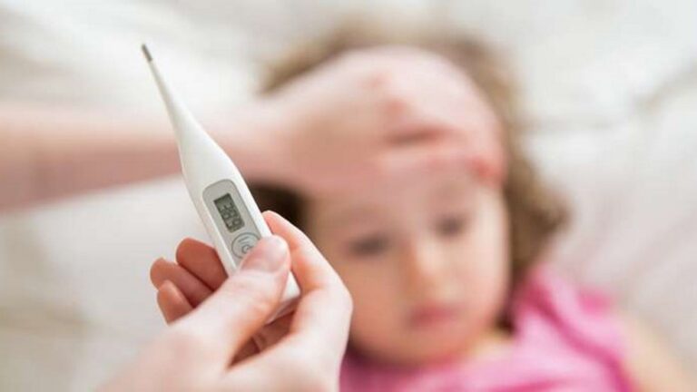 Lee más sobre el artículo Se dispararon los casos de gripe en Argentina y recomiendan usar barbijo