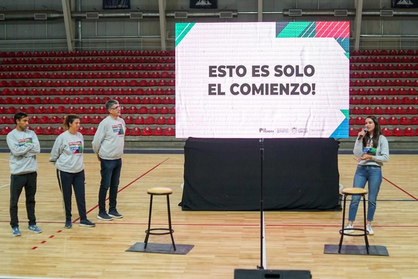 Read more about the article El Gobierno provincial lanzó el Programa “1 millón para mi club”
