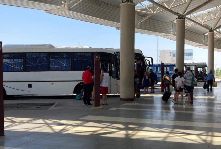 Lee más sobre el artículo El servicio de transporte interurbano tendrá modificaciones por el Jueves y Viernes Santo