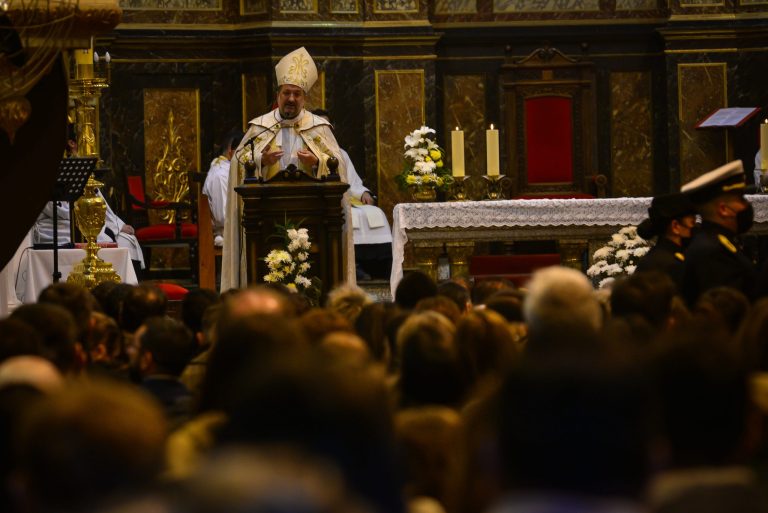 Lee más sobre el artículo La comunidad puntana celebró el tradicional Tedeum en la renovada Iglesia Catedral