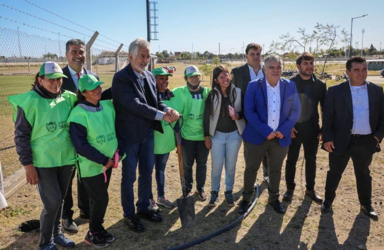 Lee más sobre el artículo El gobernador de Chaco junto a Alberto Rodríguez Saá visitó Villa Mercedes y elogió el Parque La Pedrera
