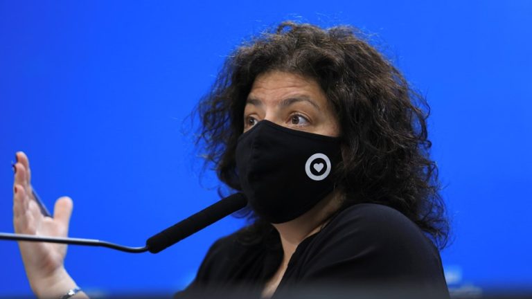 Lee más sobre el artículo Carla Vizzotti: “Estamos empezando una cuarta ola de coronavirus en la Argentina”