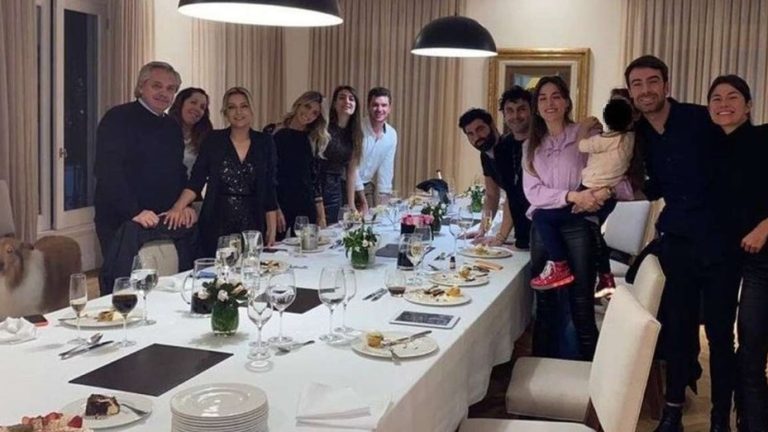Lee más sobre el artículo Fiesta en Olivos: el fiscal aceptó la donación de $3 millones para cerrar la causa