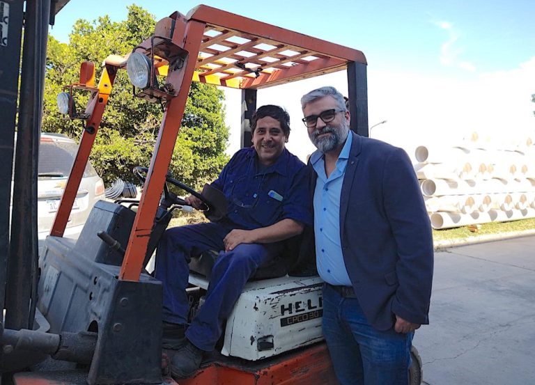 Lee más sobre el artículo El ministro de Obras Públicas visitó la planta fabril de Plastiferro Tubos