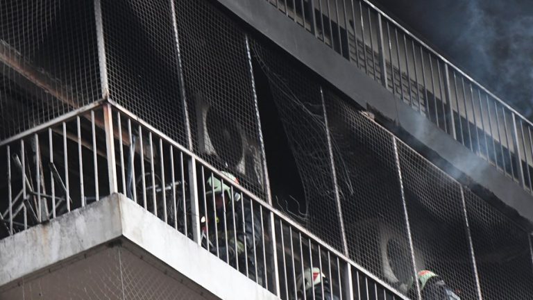Lee más sobre el artículo Trágico incendio en un edificio de Recoleta: cinco muertos y 18 heridos
