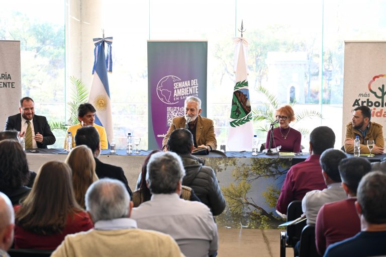 Lee más sobre el artículo Lanzaron la red de alianzas estratégicas para la forestación de un millón de árboles en el territorio sanluiseño