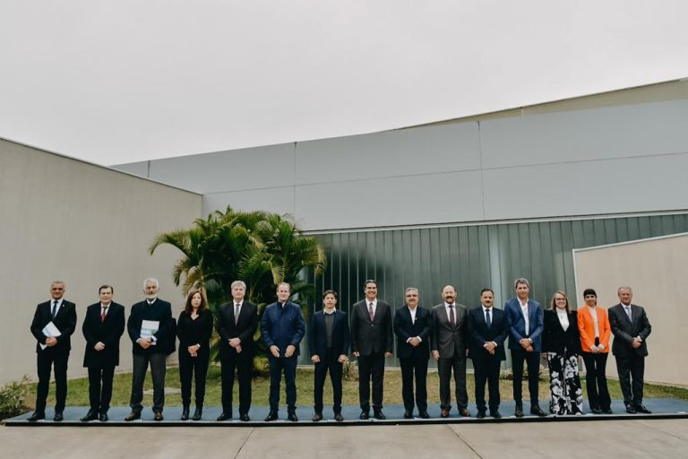 Lee más sobre el artículo Alberto Rodríguez Saá participó de una nueva reunión de la Liga de los Gobernadores