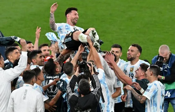 You are currently viewing Argentina aplastó a Italia en Wembley y es campeón de la Finalíssima