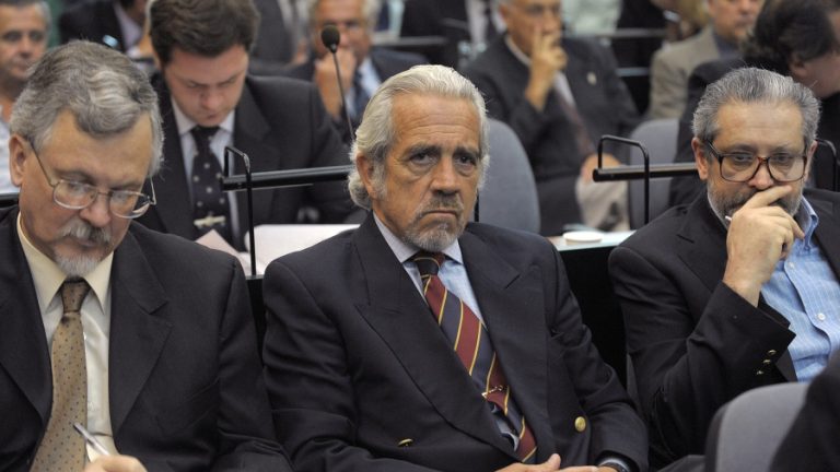 Lee más sobre el artículo Piden juicio político para una jueza que firmó la libertad condicional de un represor