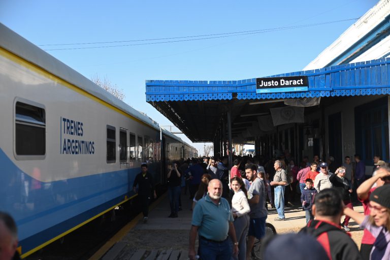 Lee más sobre el artículo Llegó a la provincia el primer servicio regular Retiro-Justo Daract