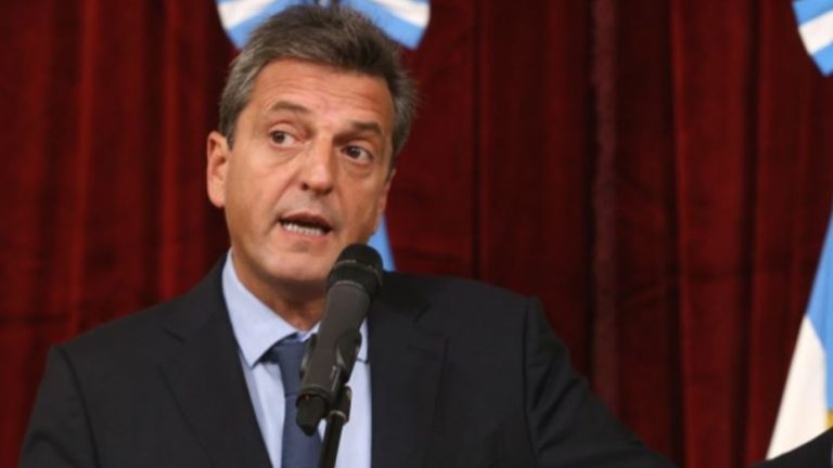 Lee más sobre el artículo El pedido de Massa tras ser designado superministro de economía