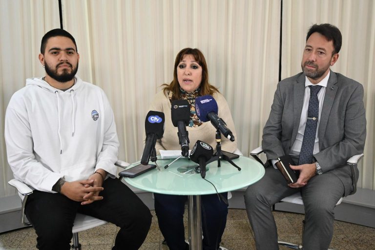 Lee más sobre el artículo El martes inicia la entrega de tarjetas de débito del Banco Nación a beneficiarios de Inclusión Social y becas