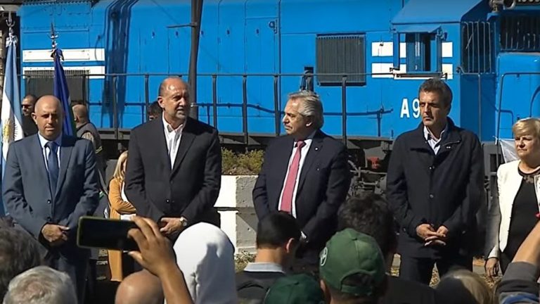 Lee más sobre el artículo Alberto Fernández y Sergio Massa reinauguran un tren en Santa Fe