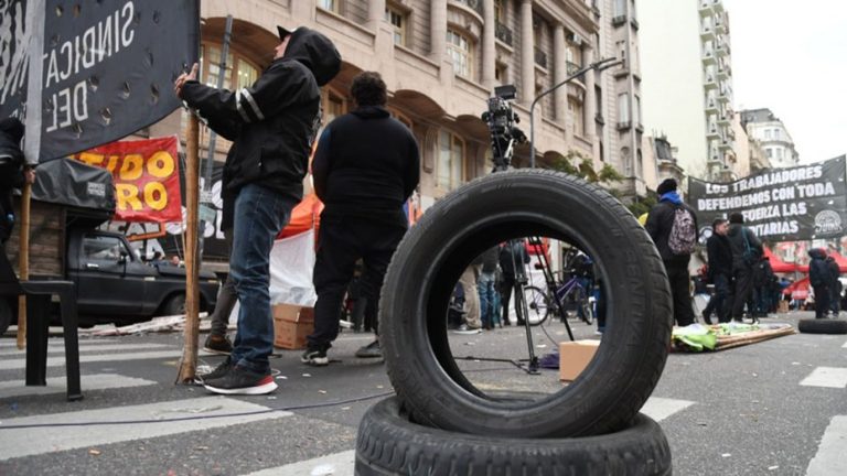 Lee más sobre el artículo Neumáticos: Acordaron un aumento del 66%