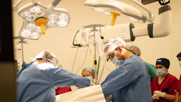 Lee más sobre el artículo En el Hospital Central “Dr. Ramón Carrillo” realizaron dos ablaciones multiorgánicas simultáneas
