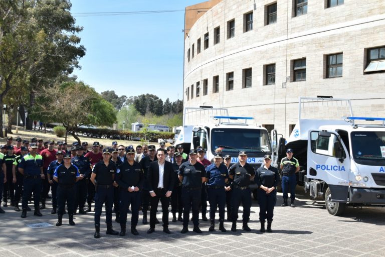 Lee más sobre el artículo Completan una flota de 16 grúas para la policía de San Luis
