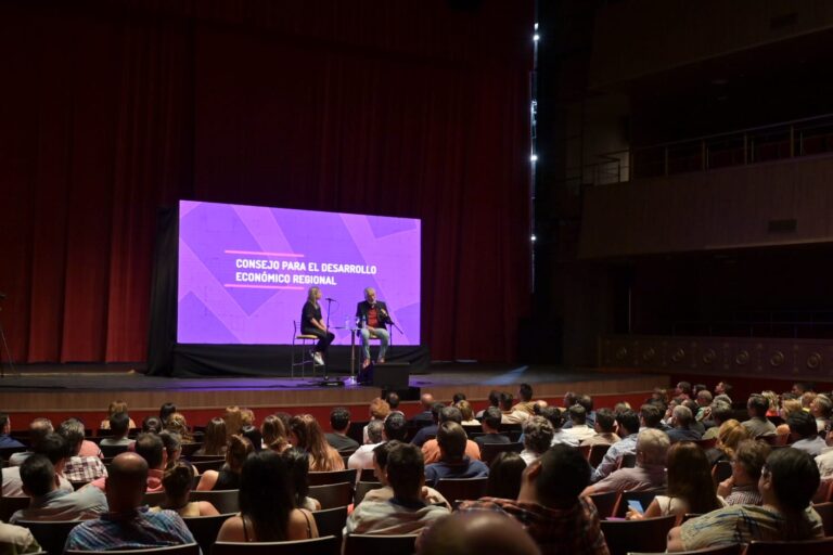 Lee más sobre el artículo Alberto Rodríguez Saá: “Estamos trabajando para cumplir los sueños de todos los puntanos”