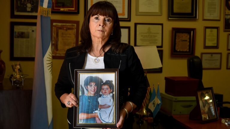 Lee más sobre el artículo Conmemoran a Marita Verón en su cumpleaños 44